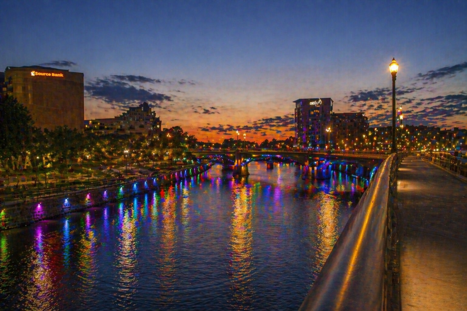 橋の上から見る River Lights